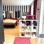 아파트 Flat Vane & Soun 와떼흘루