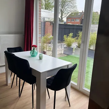 아파트 Flat Vane & Soun