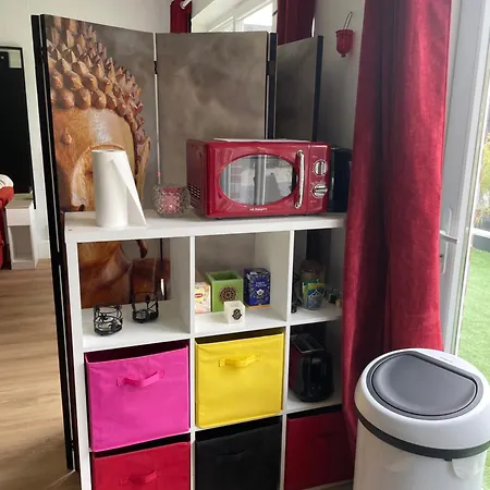 Flat Vane & Soun Apartment *